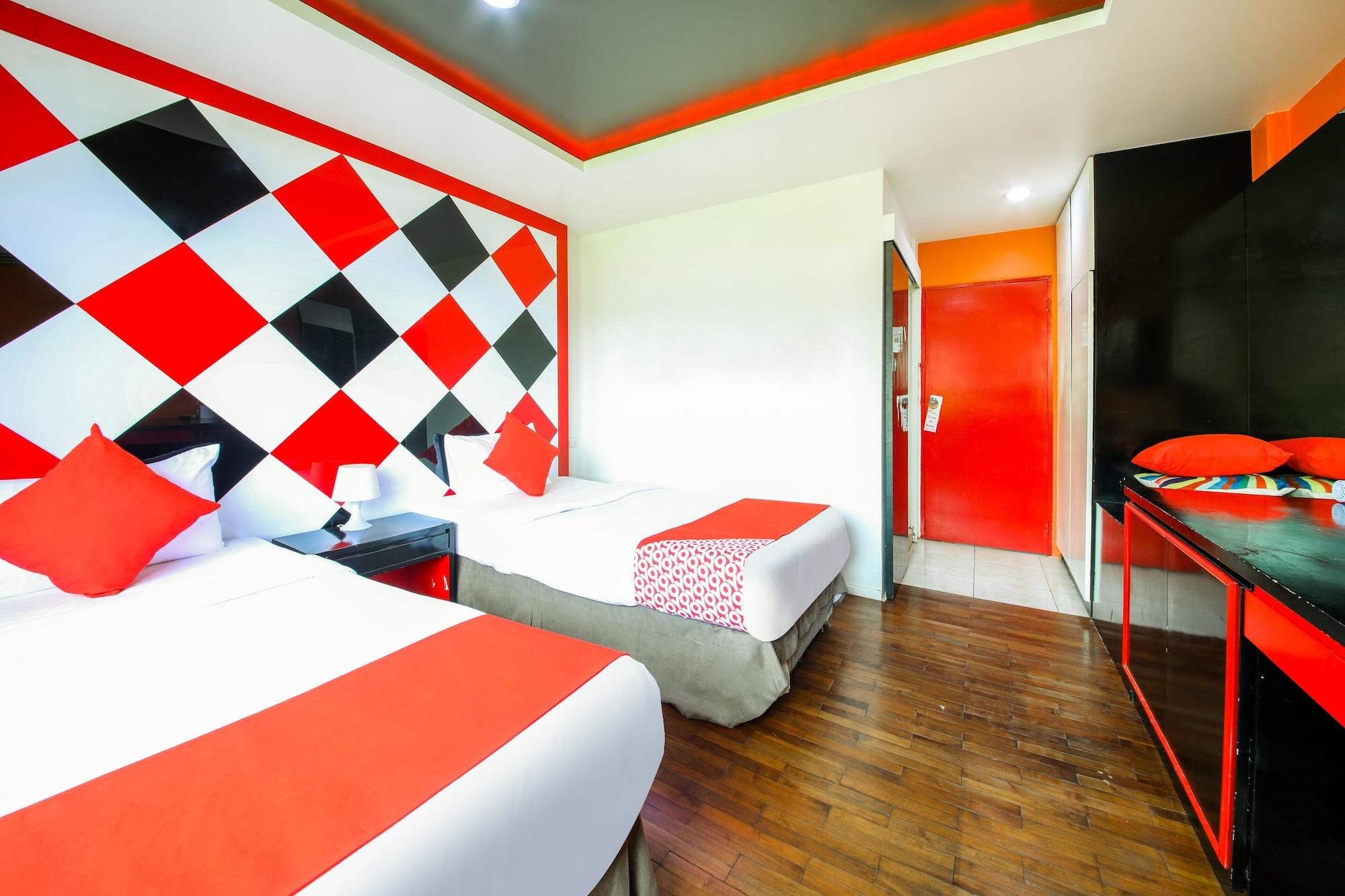 Hotel The Chilli By Golden Ray à Patong Extérieur photo