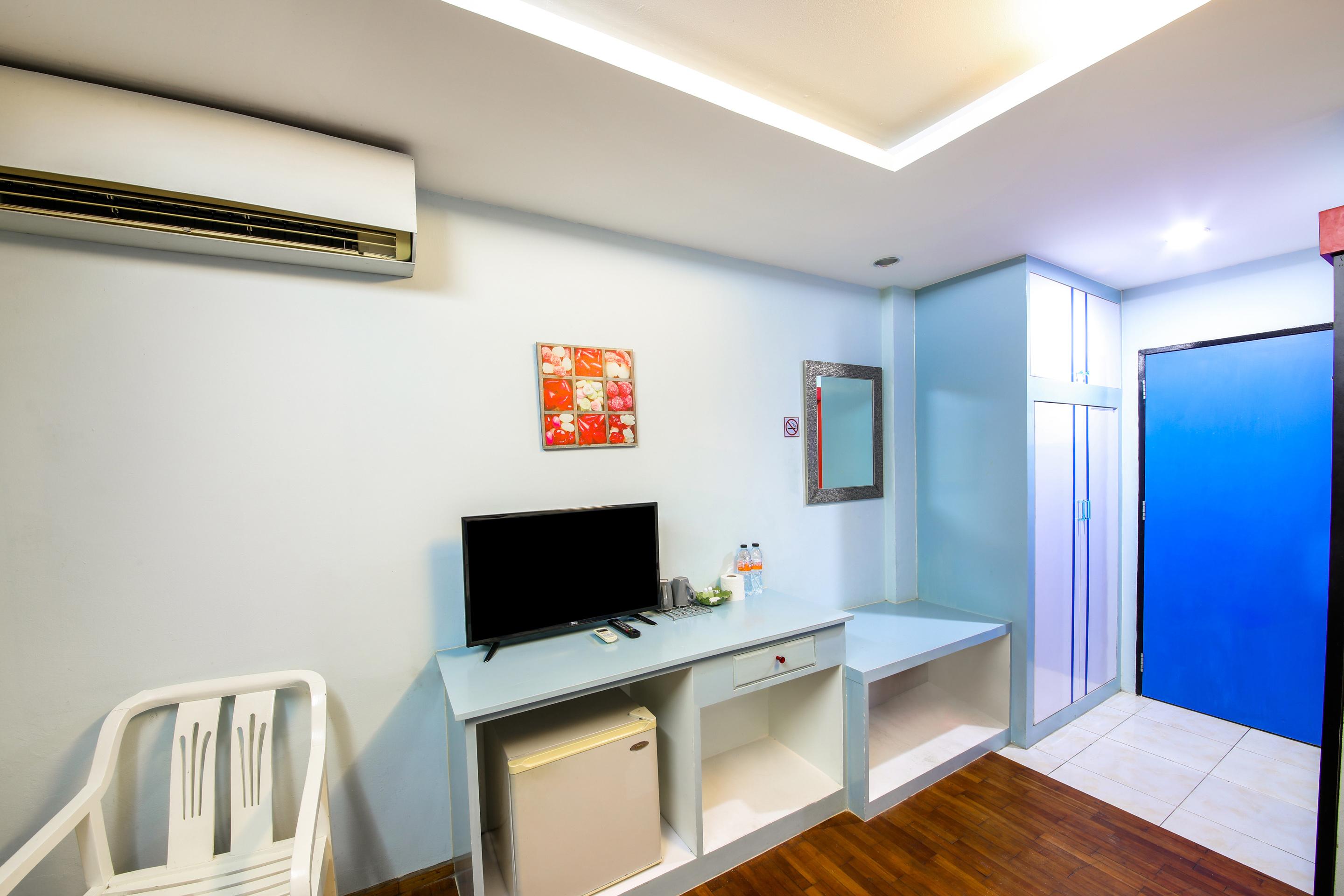 Hotel The Chilli By Golden Ray à Patong Extérieur photo