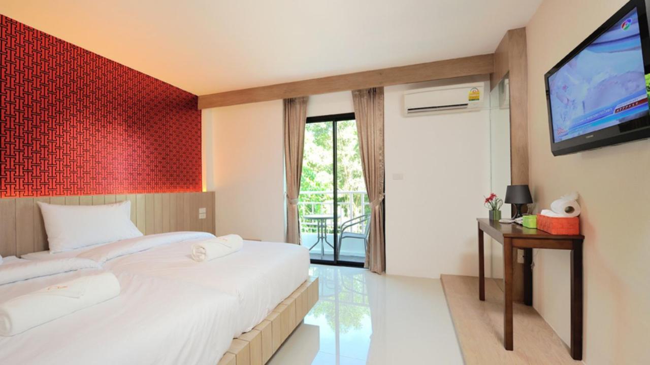 Hotel The Chilli By Golden Ray à Patong Extérieur photo