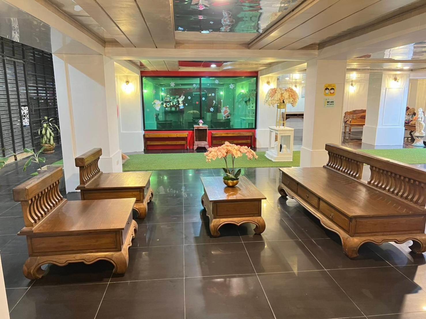 Hotel The Chilli By Golden Ray à Patong Extérieur photo